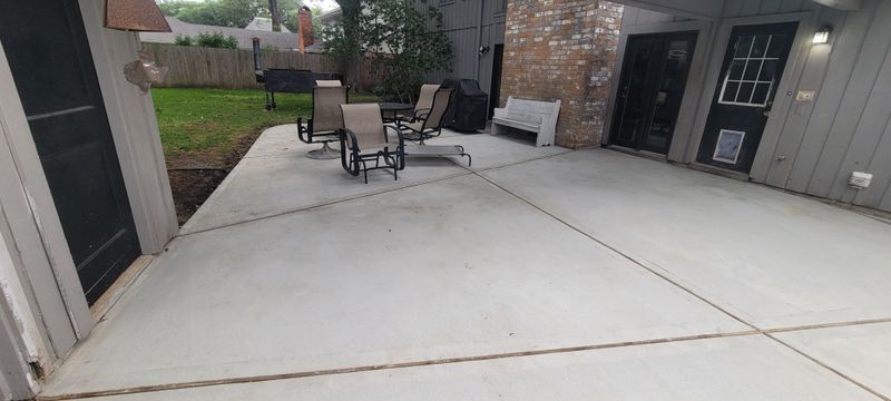 Pool Deck Paving