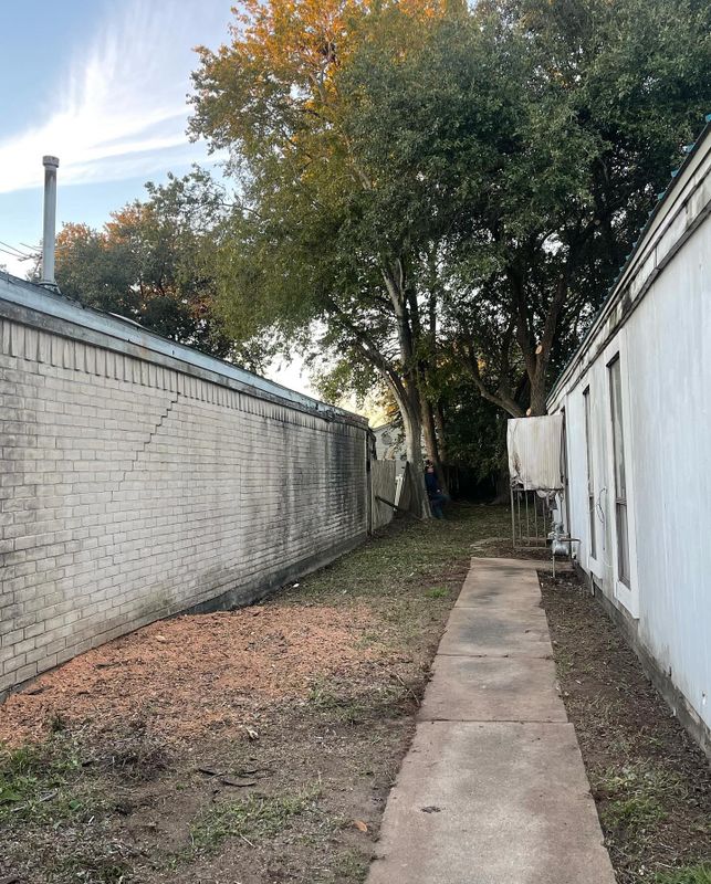 Lawn Care & Maintenance