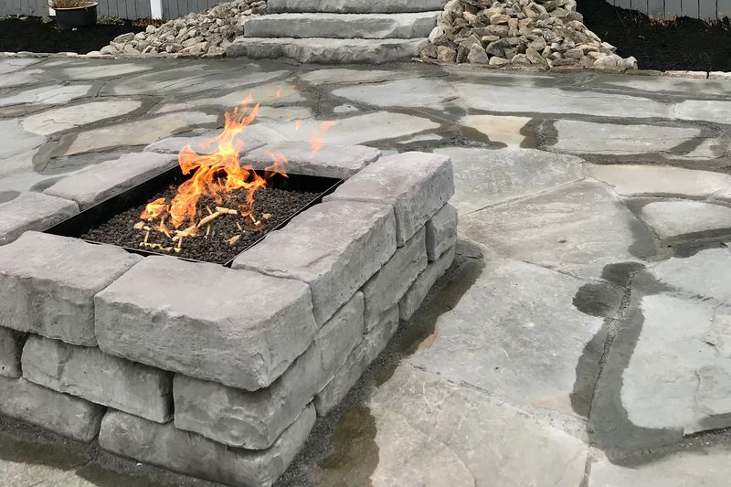 Outdoor Fireplaces gallery