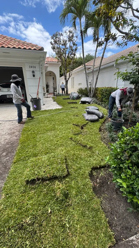 The South Florida Terra Systems crew laying sod at a Palm Beach County home