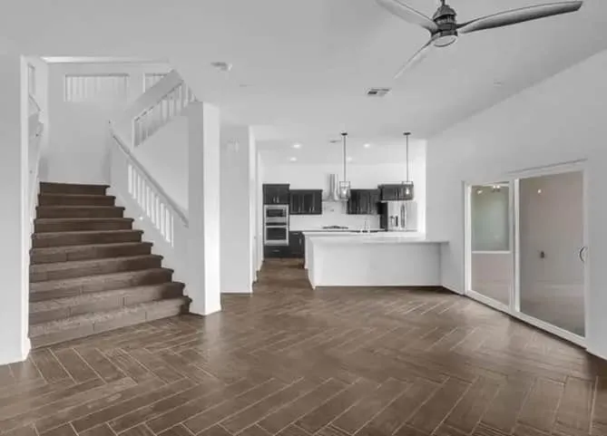 hero-photo mini tile