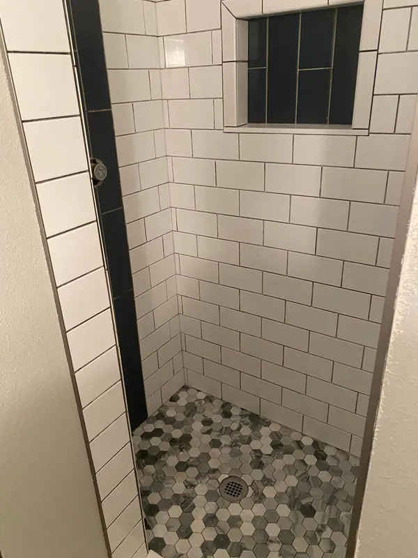 hero-photo mini tile
