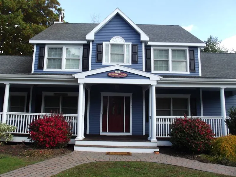 hero-photo mini tile