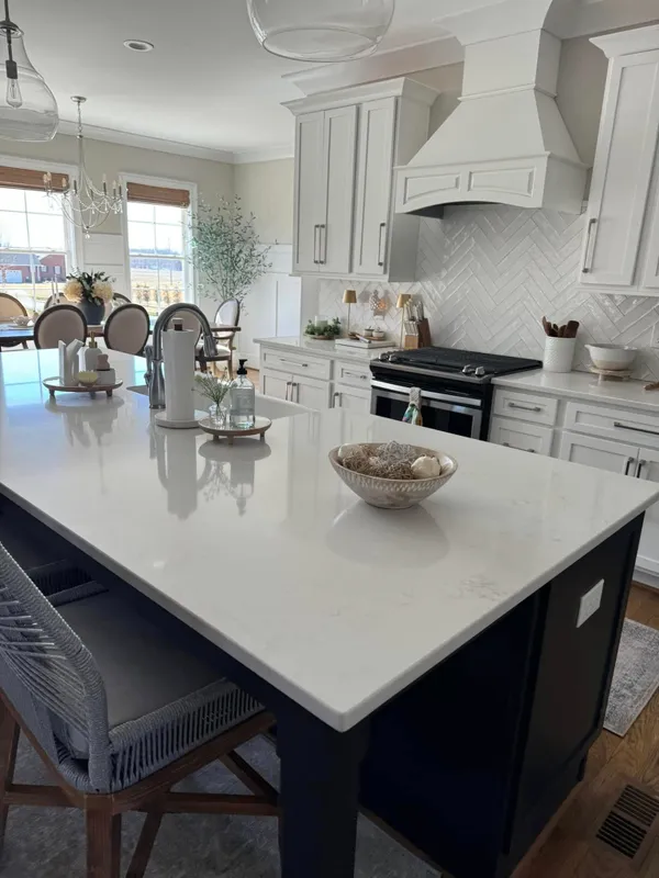 hero-photo mini tile