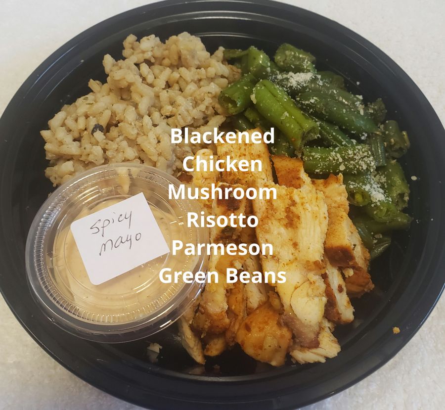 Blackened chicken with mushroom risotto, parmesan and green beans