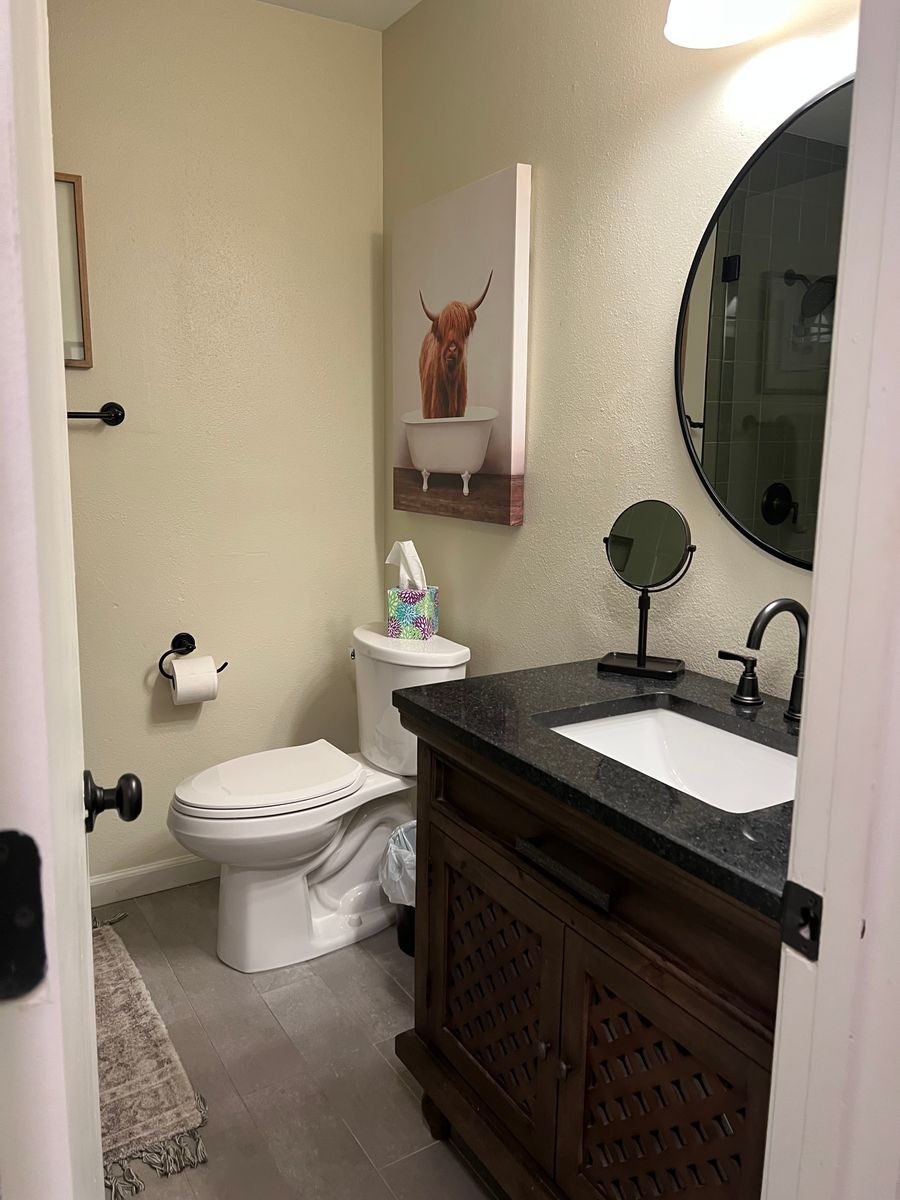 Powder room after cleaning