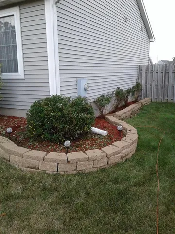 Landscaping for A&B Landscaping L.L.C. in Lapeer, MI
