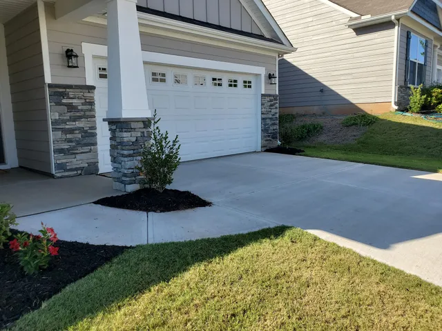 Fall and Spring Clean Up for L&S landscaping in Greenville, South Carolina