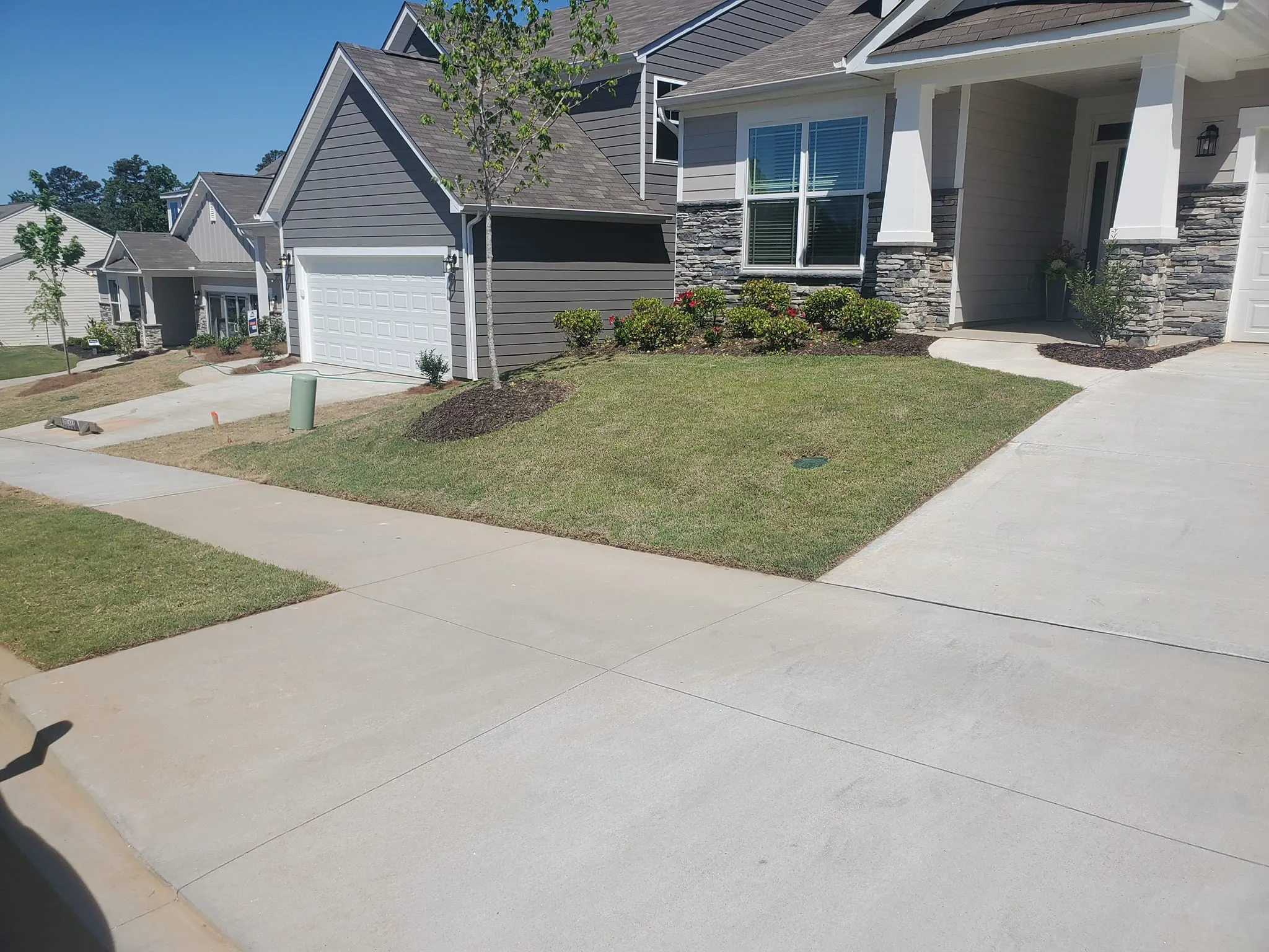 Fall and Spring Clean Up for L&S landscaping in Greenville, South Carolina