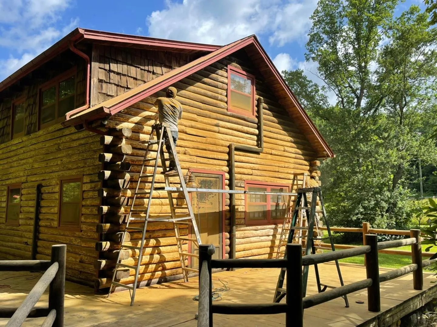 Home and Wood Staining for Lagunes Pro in Boone, North Carolina