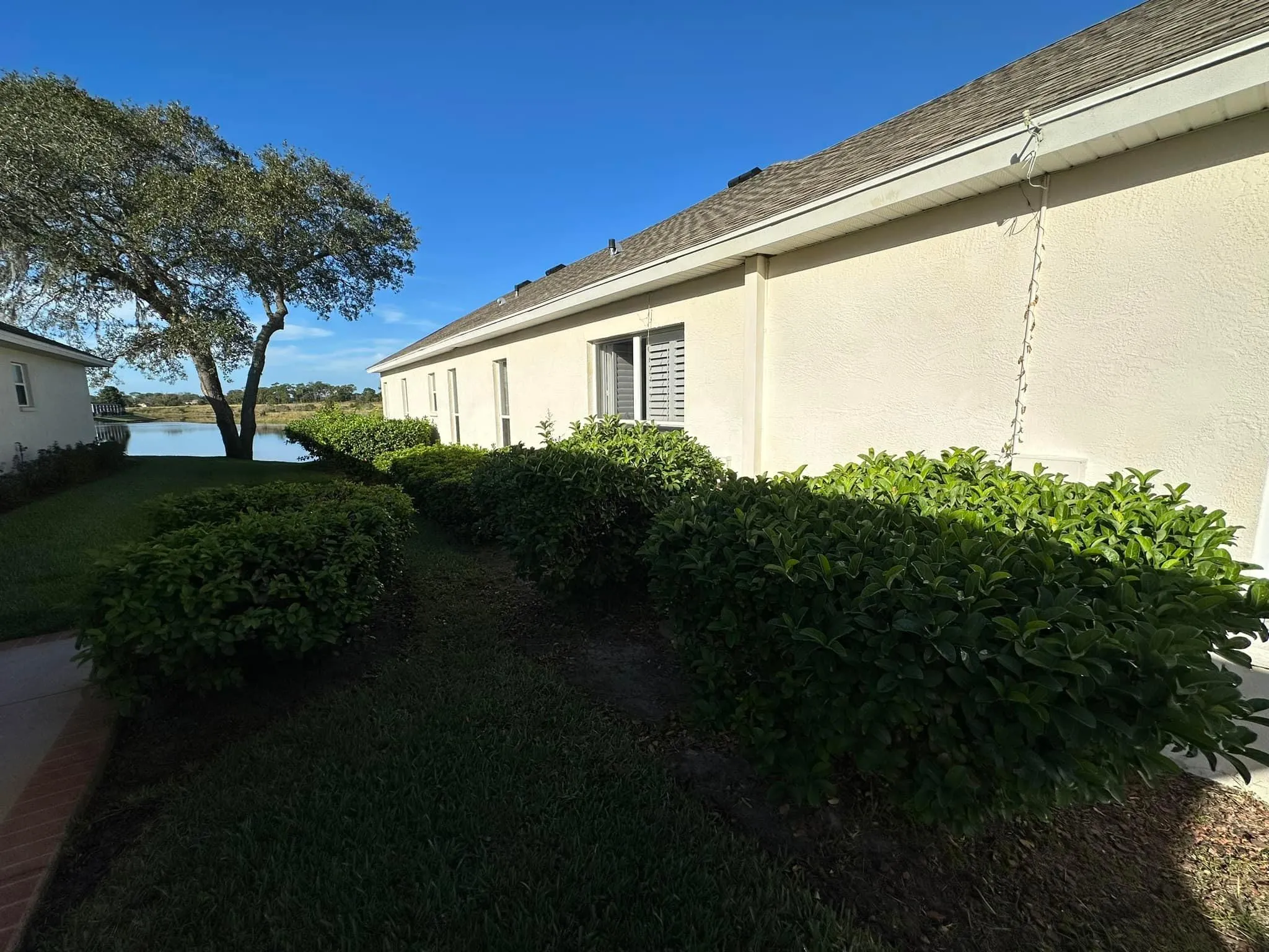 Fall and Spring Clean Up for Kramer & Son’s Property Maintenance in Hudson, FL