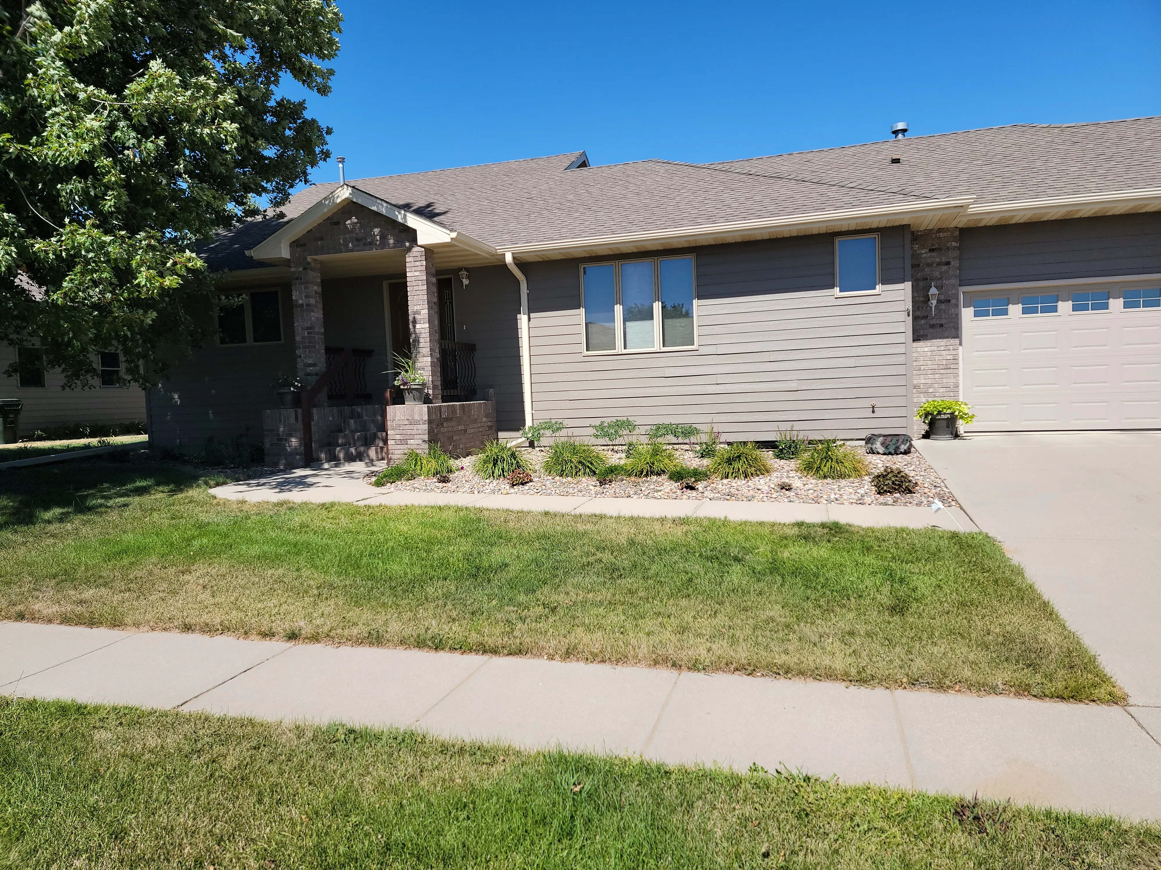 Kitchen and Cabinet Refinishing for Brush Brothers Painting in Sioux Falls, SD