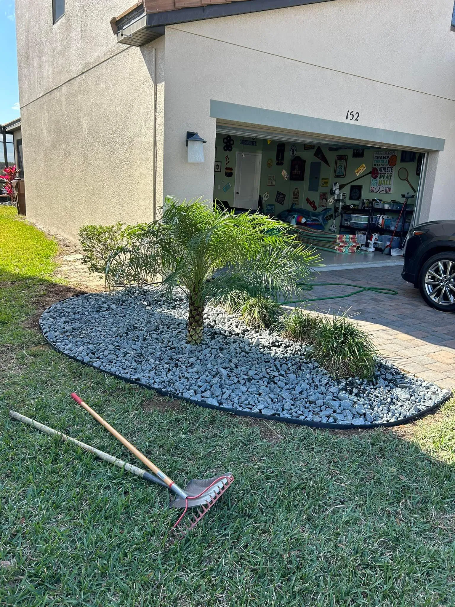 Fall and Spring Clean Up for Estrada All Pro Lawn Service in Auburndale, Florida