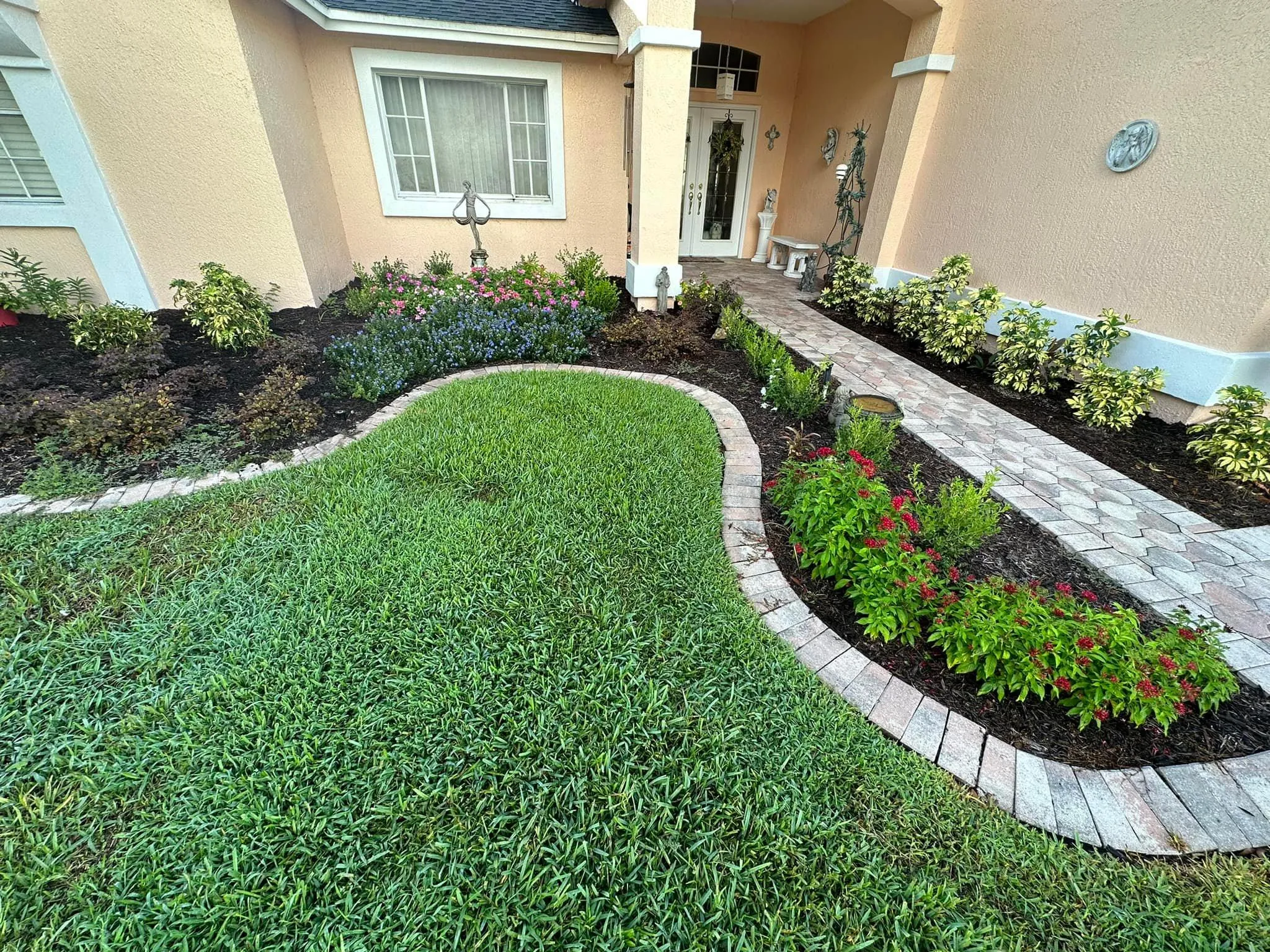 Fall and Spring Clean Up for Kramer & Son’s Property Maintenance in Hudson, FL