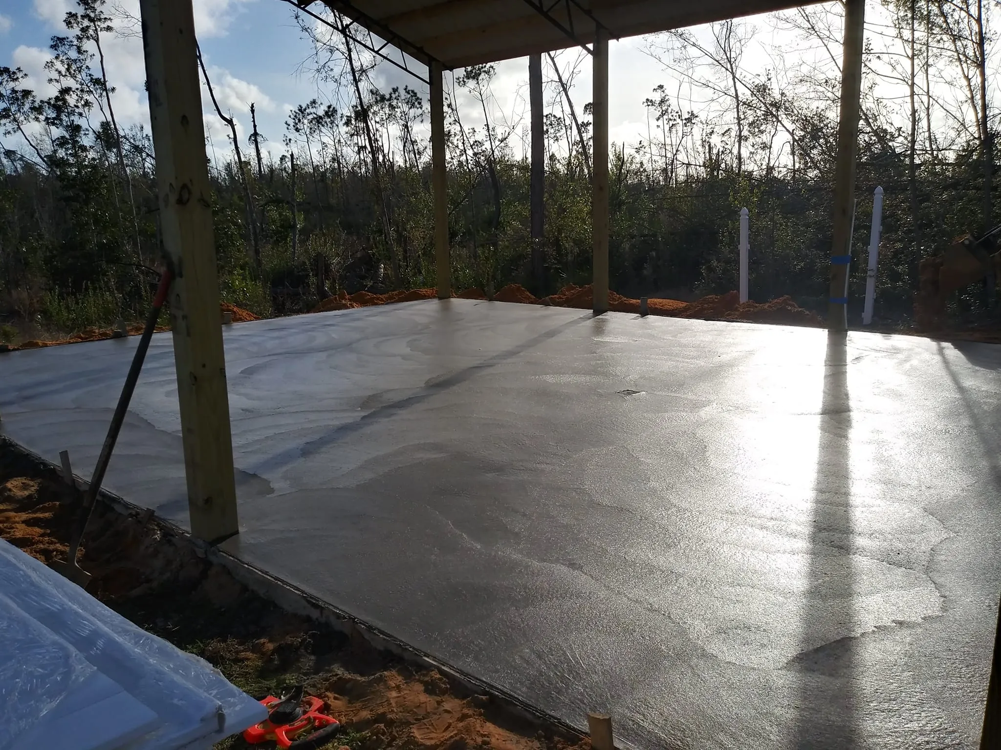 Concrete for Custom Concrete   in Daleville, AL