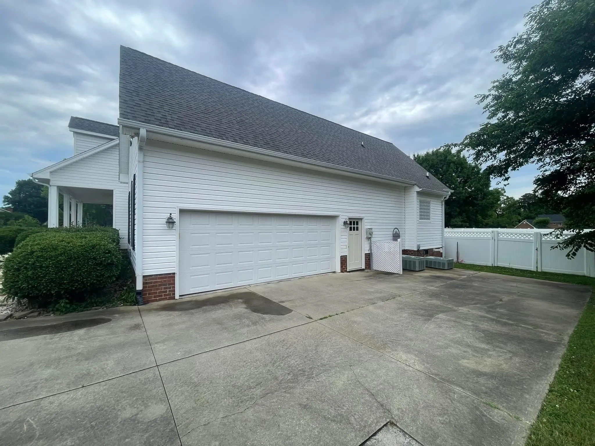 Roof Cleaning for Flemings Pressure Washing LLC in Gibsonville, North Carolina