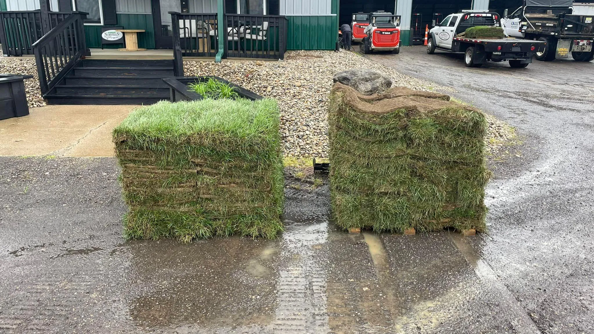 Maintenance Services for Norvell's Turf Management, Inc in Middletown, OH