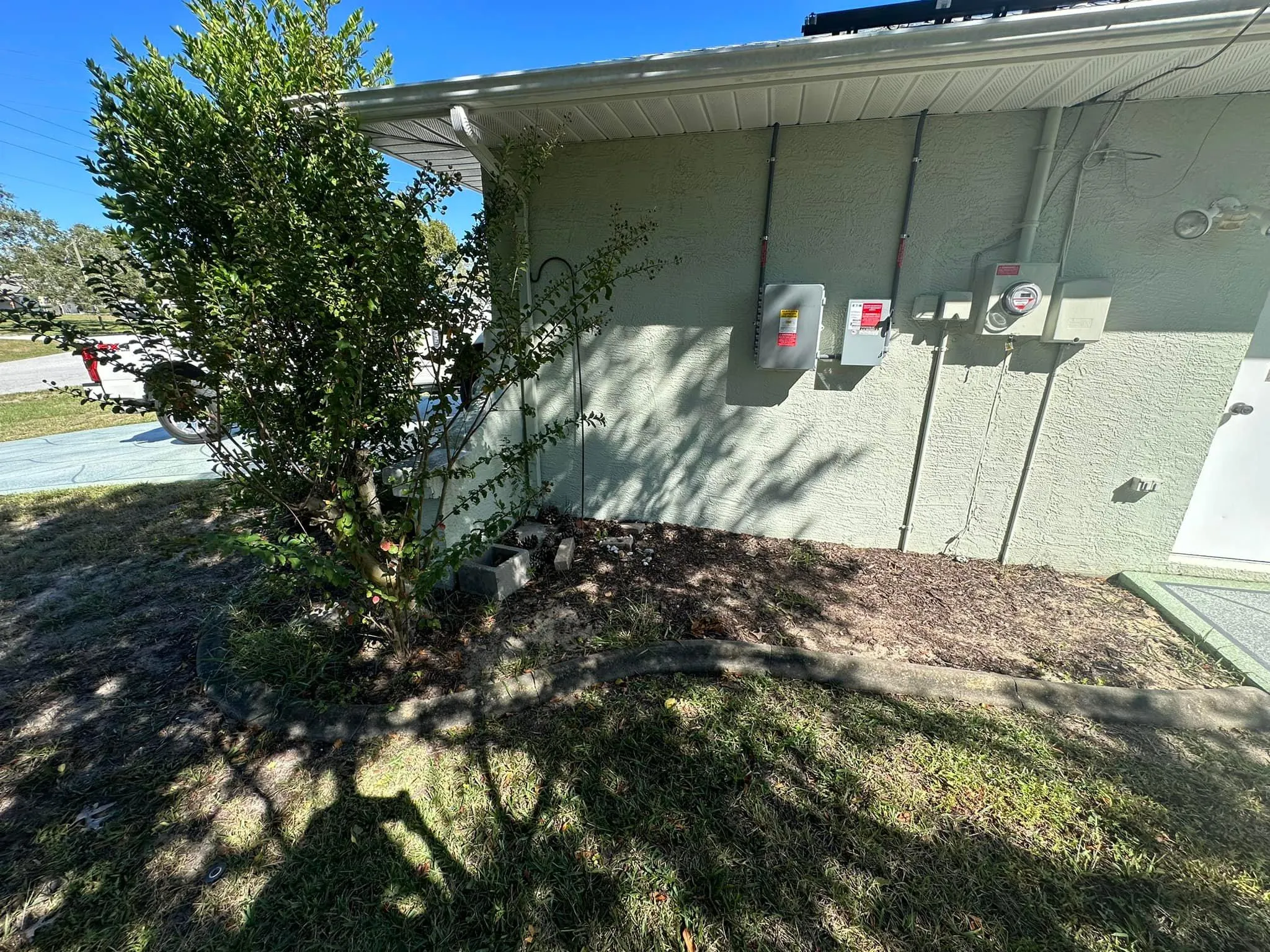 Fall and Spring Clean Up for Kramer & Son’s Property Maintenance in Hudson, FL