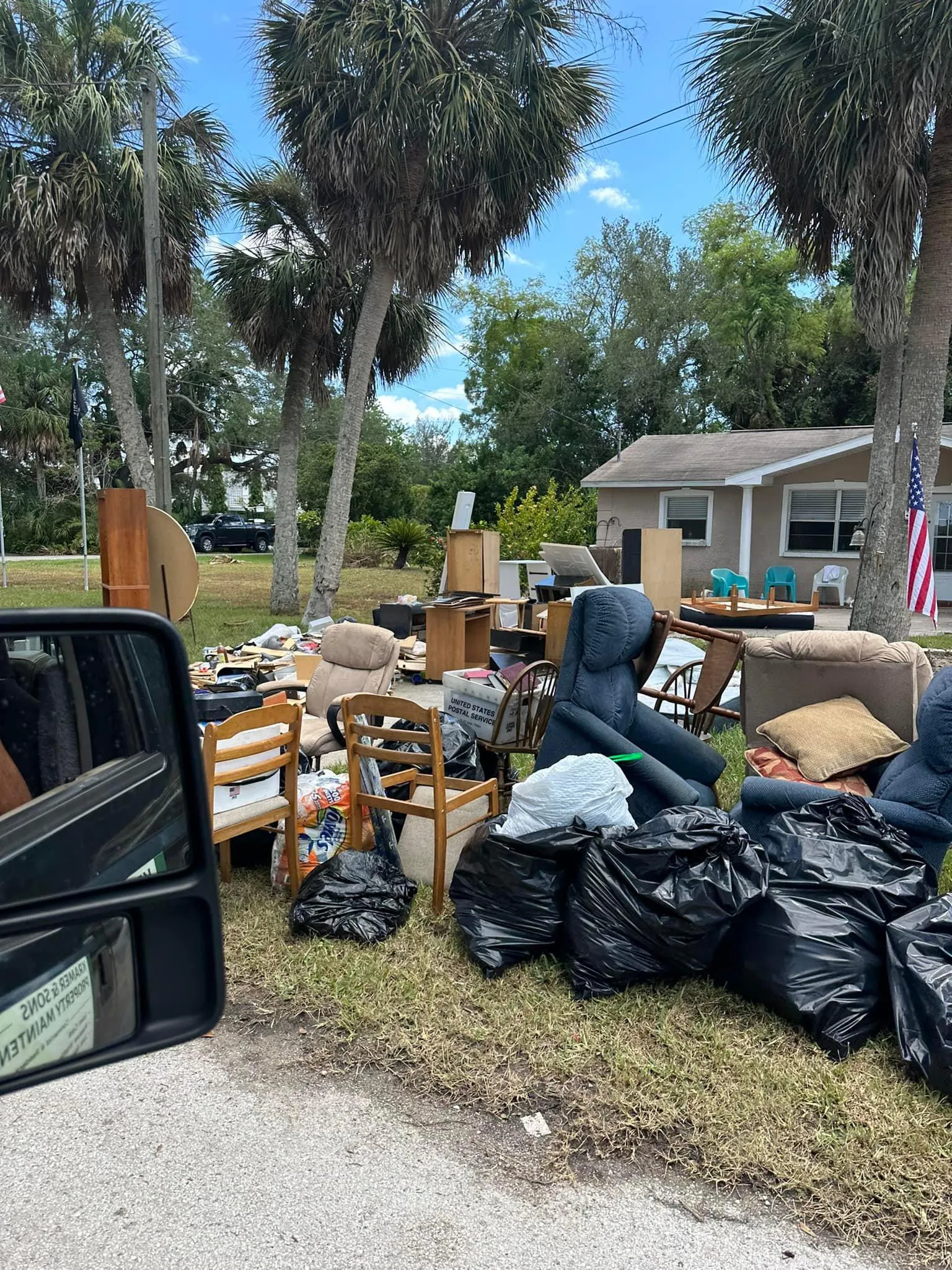 Fall and Spring Clean Up for Kramer & Son’s Property Maintenance in Hudson, FL