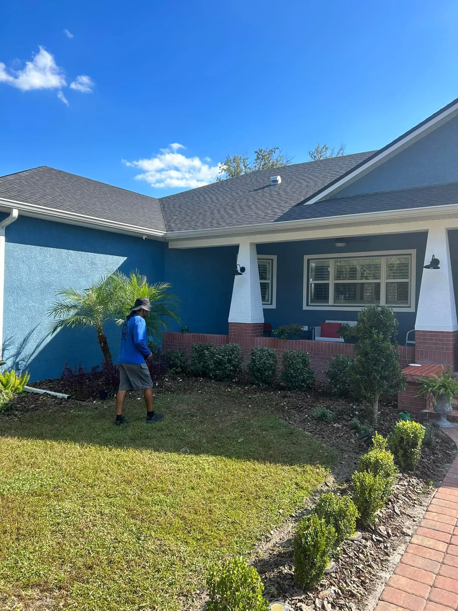 Fall and Spring Clean Up for Estrada All Pro Lawn Service in Auburndale, Florida