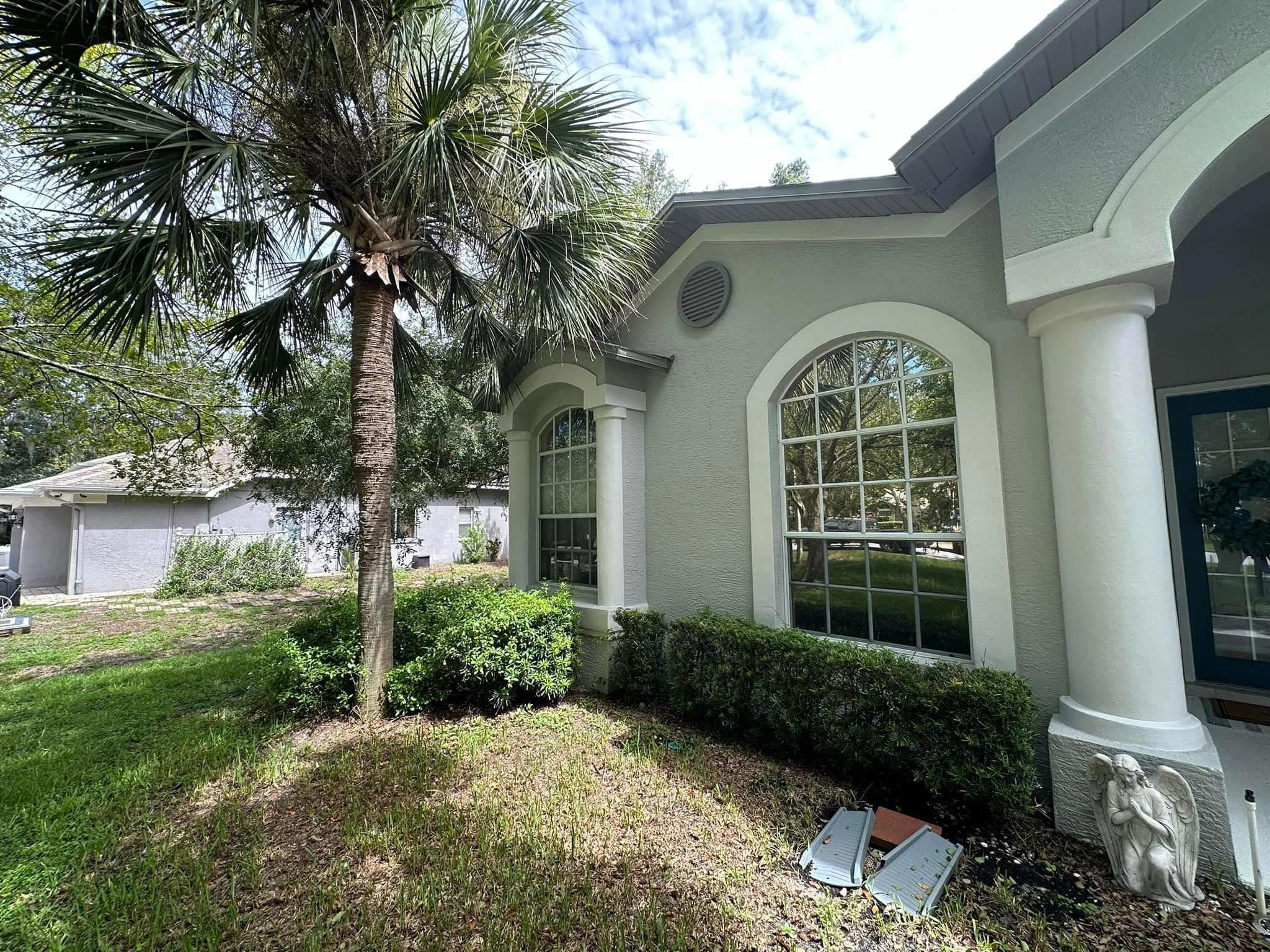 Fall and Spring Clean Up for Kramer & Son’s Property Maintenance in Hudson, FL