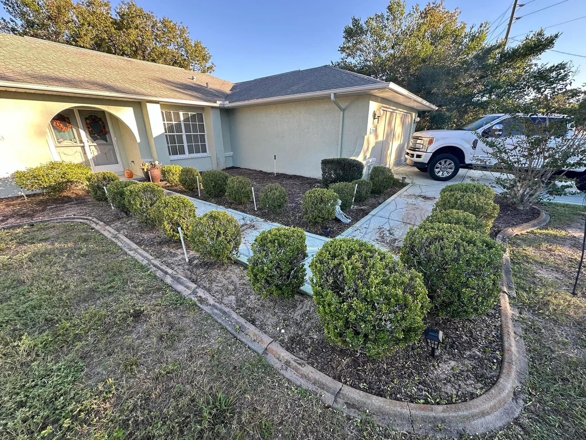 Fall and Spring Clean Up for Kramer & Son’s Property Maintenance in Hudson, FL