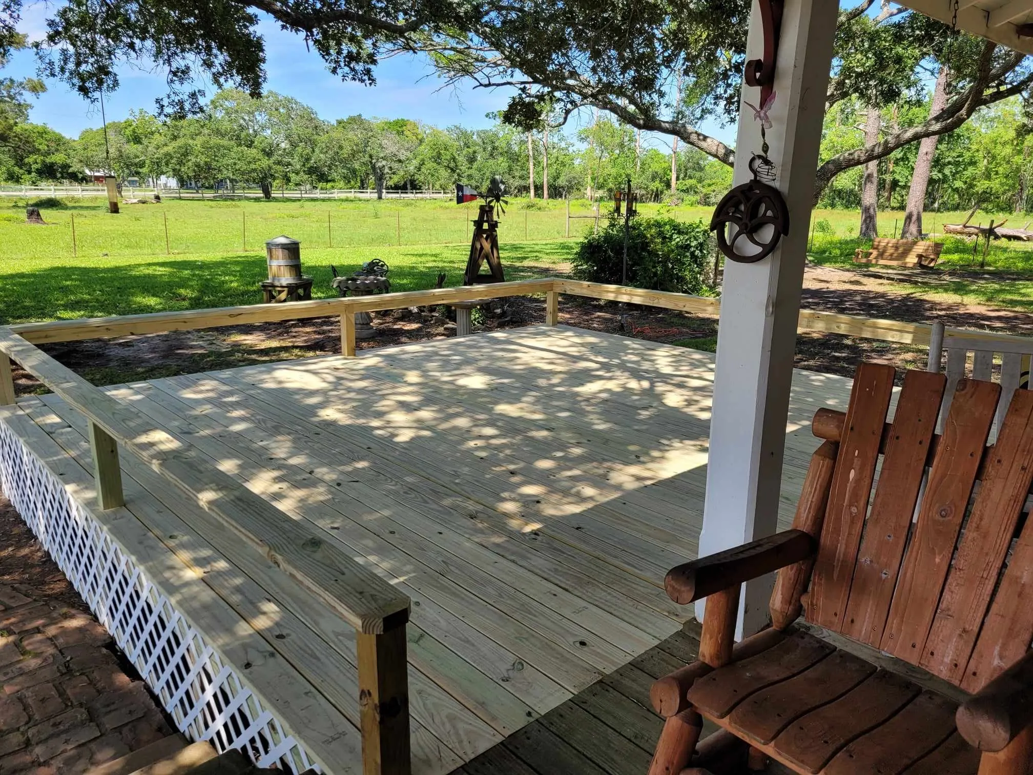 Deck And Patio  for Sauber Exterior Carpentry  in Houston, TX