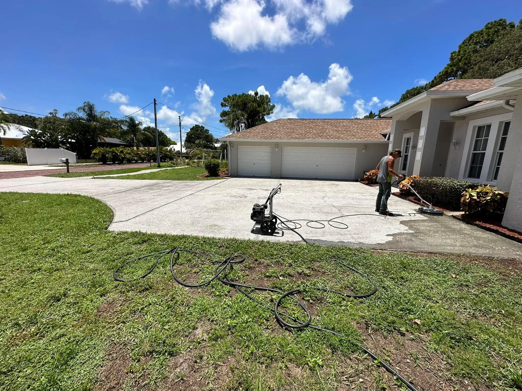 Fall and Spring Clean Up for Kramer & Son’s Property Maintenance in Hudson, FL