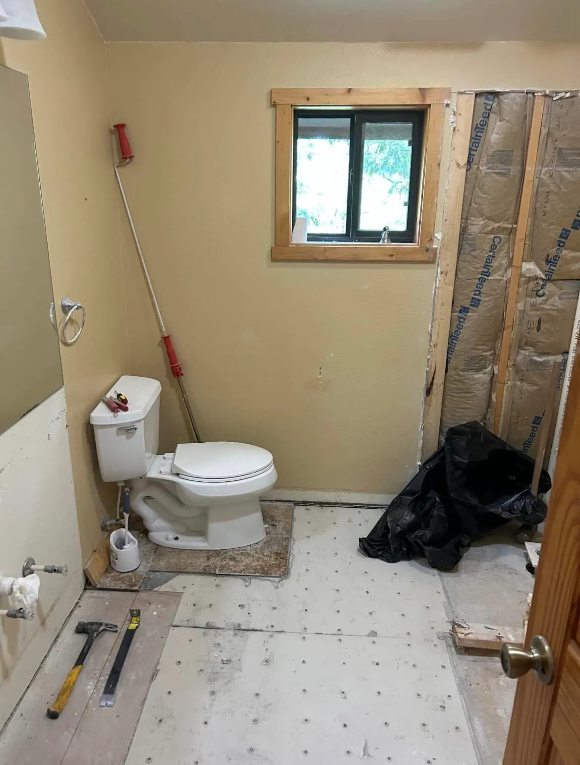 Kitchen Renovation for Roberts Handyman Service  in Pigeon Forge, TN