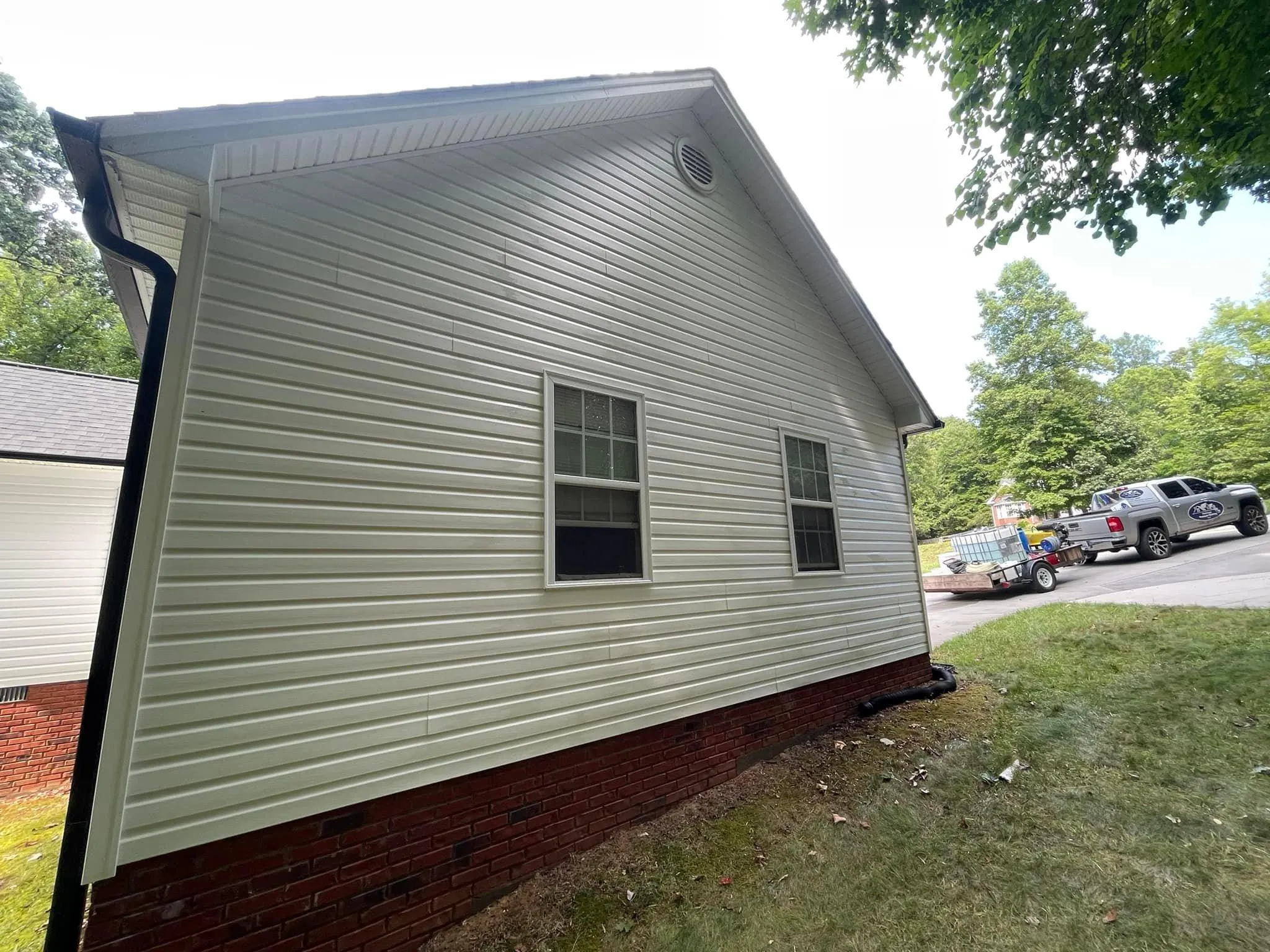 Roof Cleaning for Flemings Pressure Washing LLC in Gibsonville, North Carolina