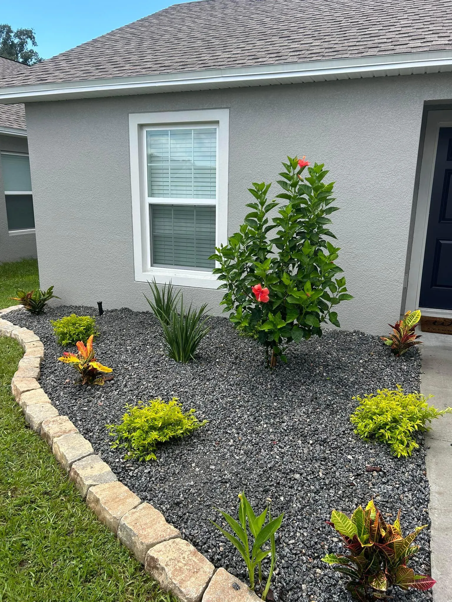 Fall and Spring Clean Up for Estrada All Pro Lawn Service in Auburndale, Florida