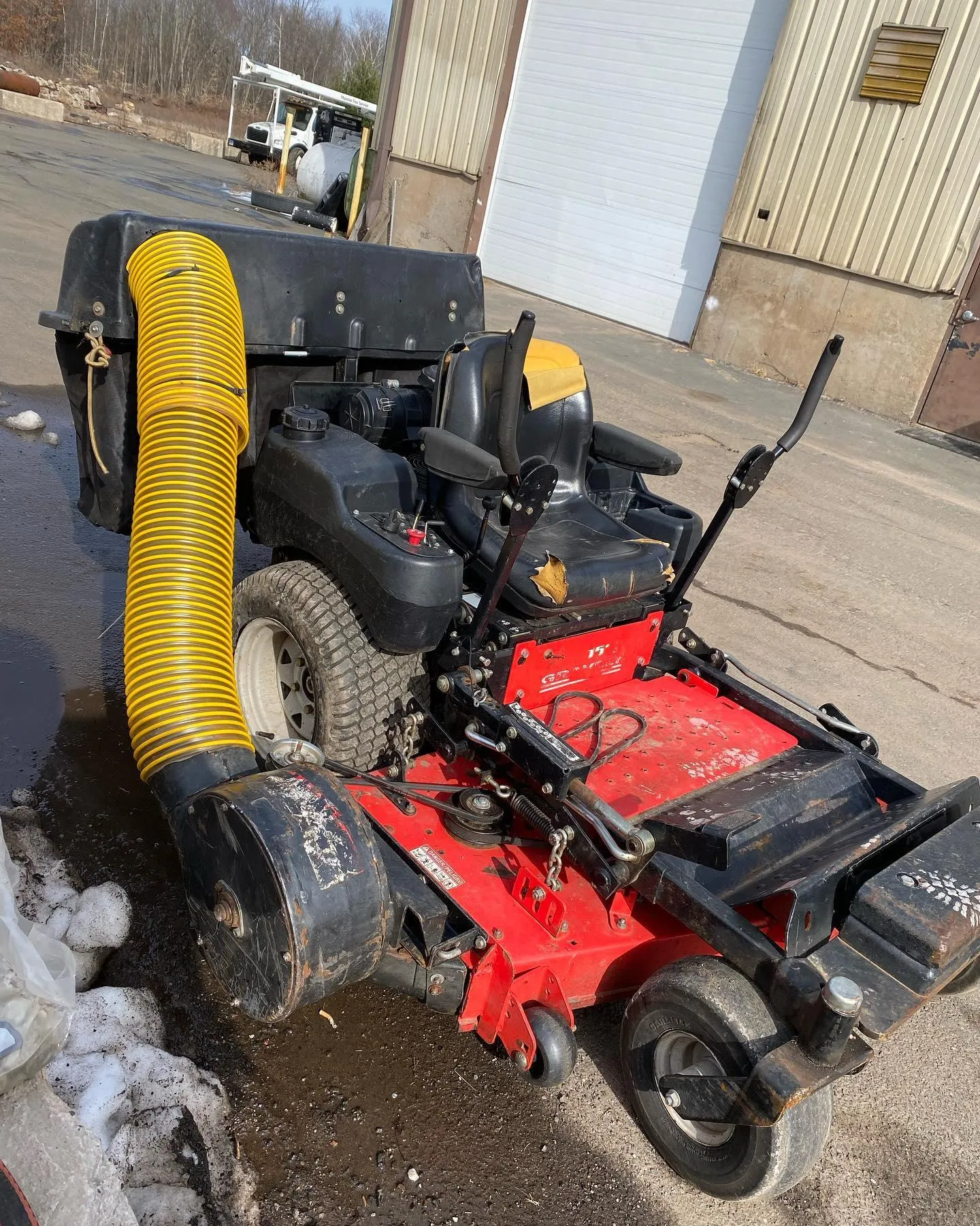 Residential Snow Plowing for B&L Management LLC in East Windsor, CT