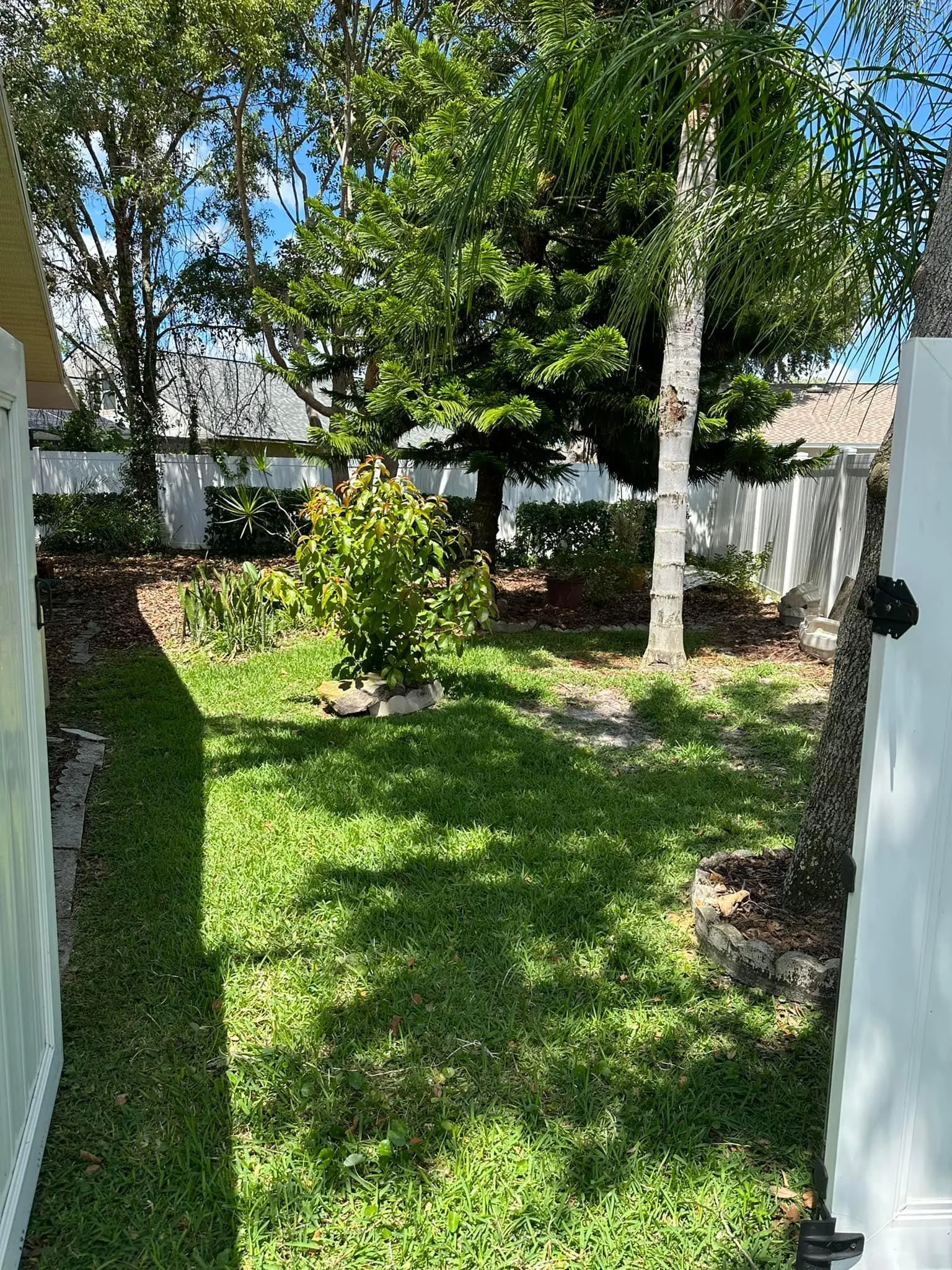 Fall and Spring Clean Up for Kramer & Son’s Property Maintenance in Hudson, FL