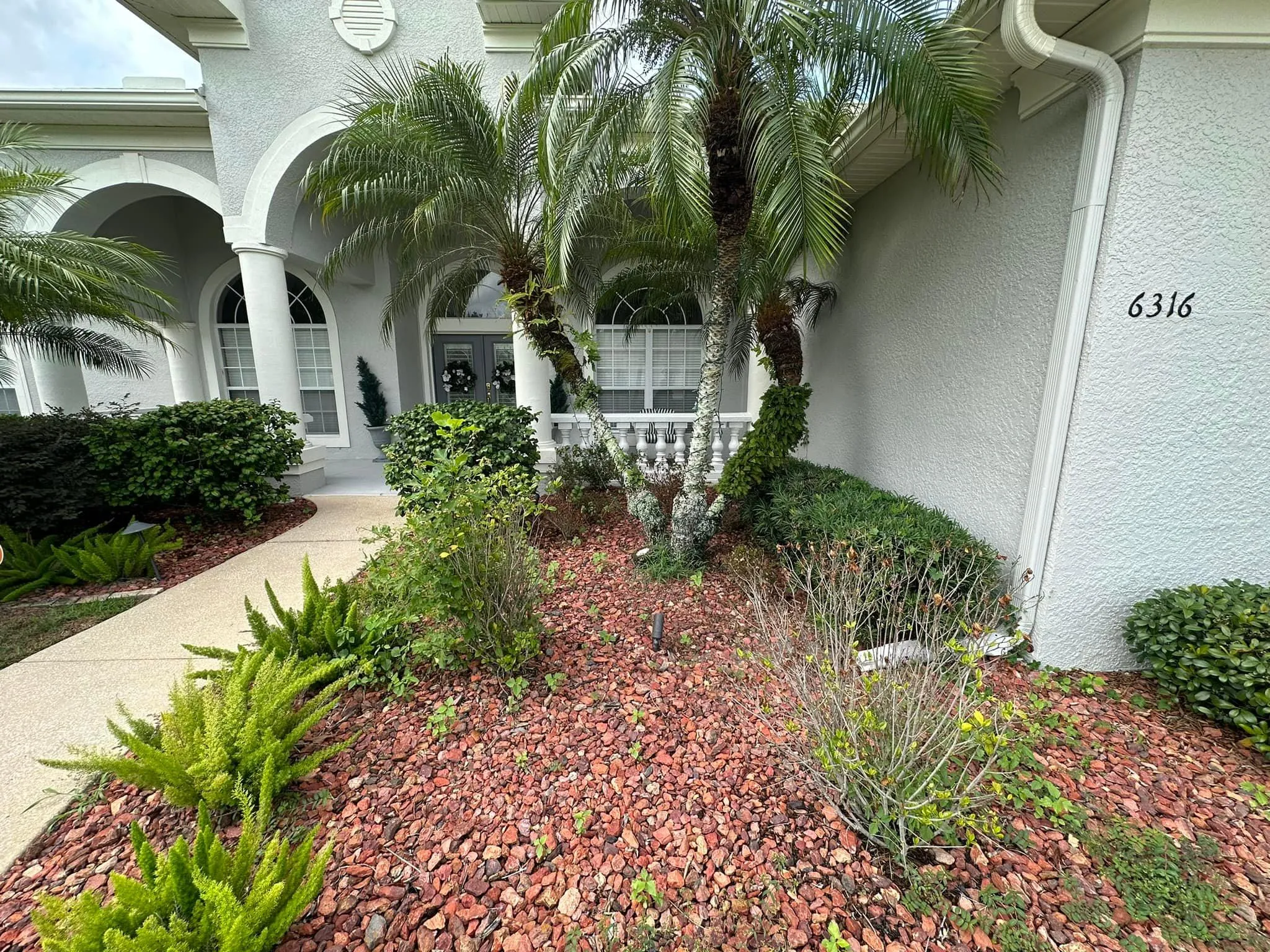 Fall and Spring Clean Up for Kramer & Son’s Property Maintenance in Hudson, FL