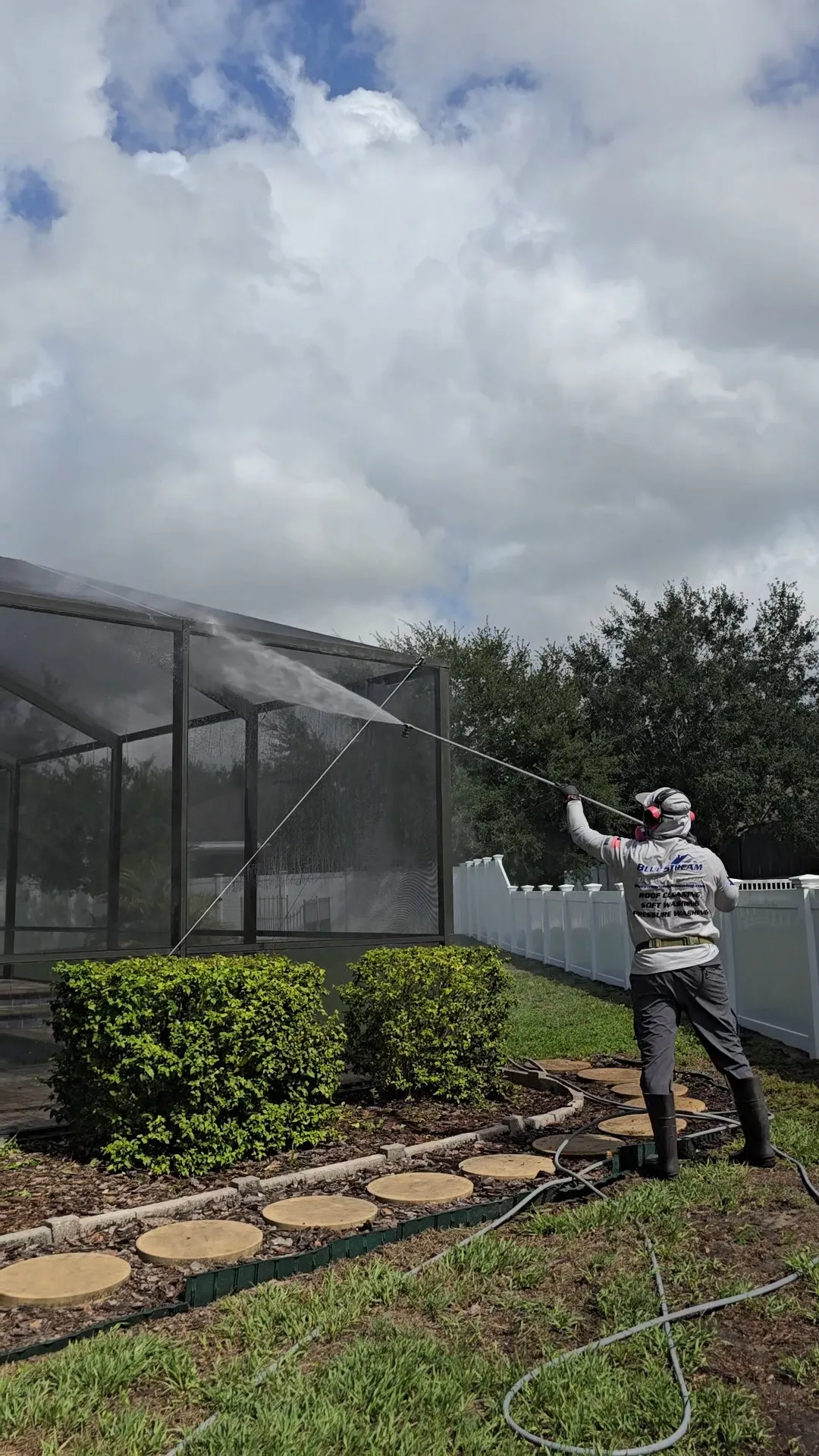 Roof Cleaning for BLUE STREAM ROOF CLEANING & PRESSURE WASHING  in Tampa, FL