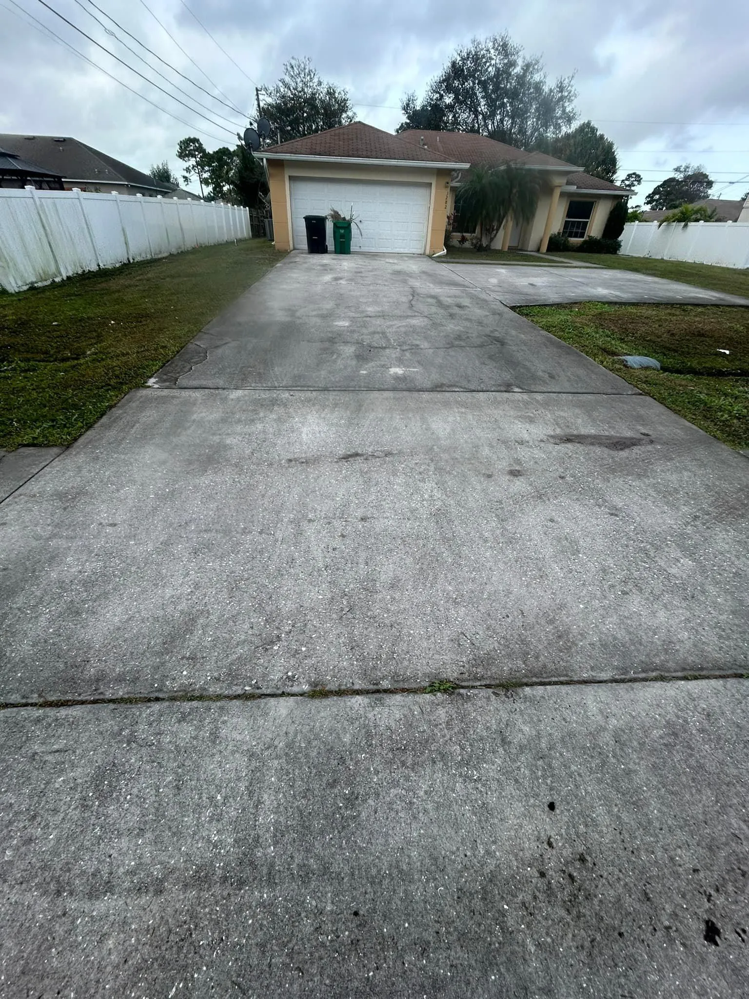 Home Softwash for C & C Pressure Washing in Port Saint Lucie, FL