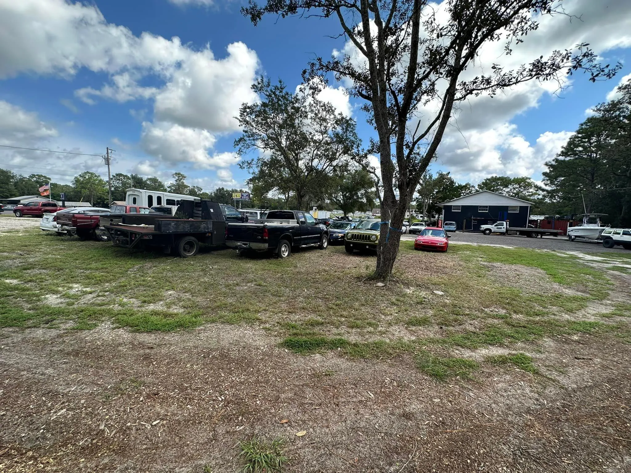 Fall and Spring Clean Up for Kramer & Son’s Property Maintenance in Hudson, FL