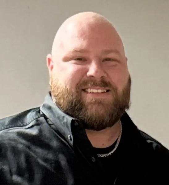 Justin Helms at Visten Construction Group LLC in Burkburnett, TX