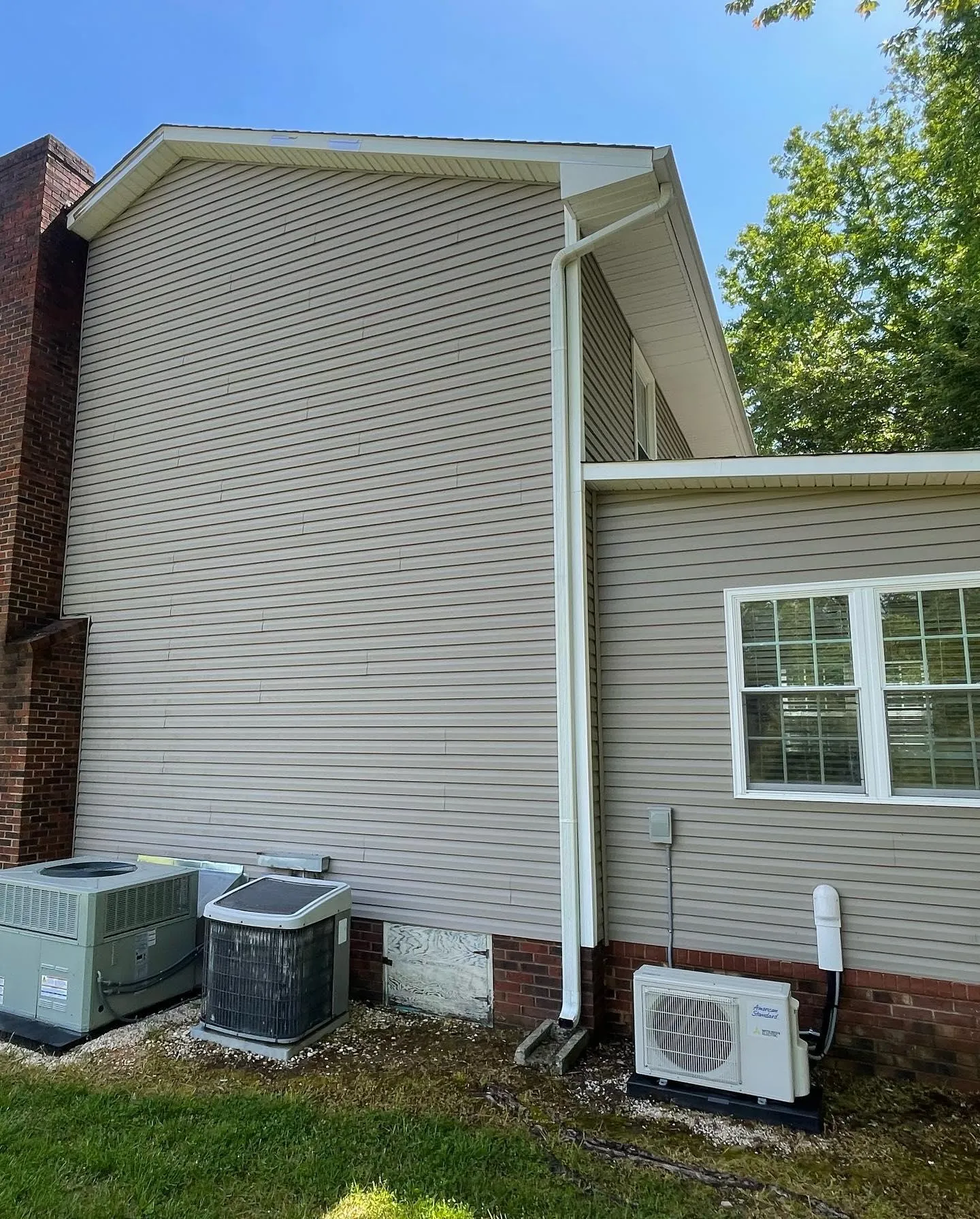 Roof Cleaning for Flemings Pressure Washing LLC in Gibsonville, North Carolina