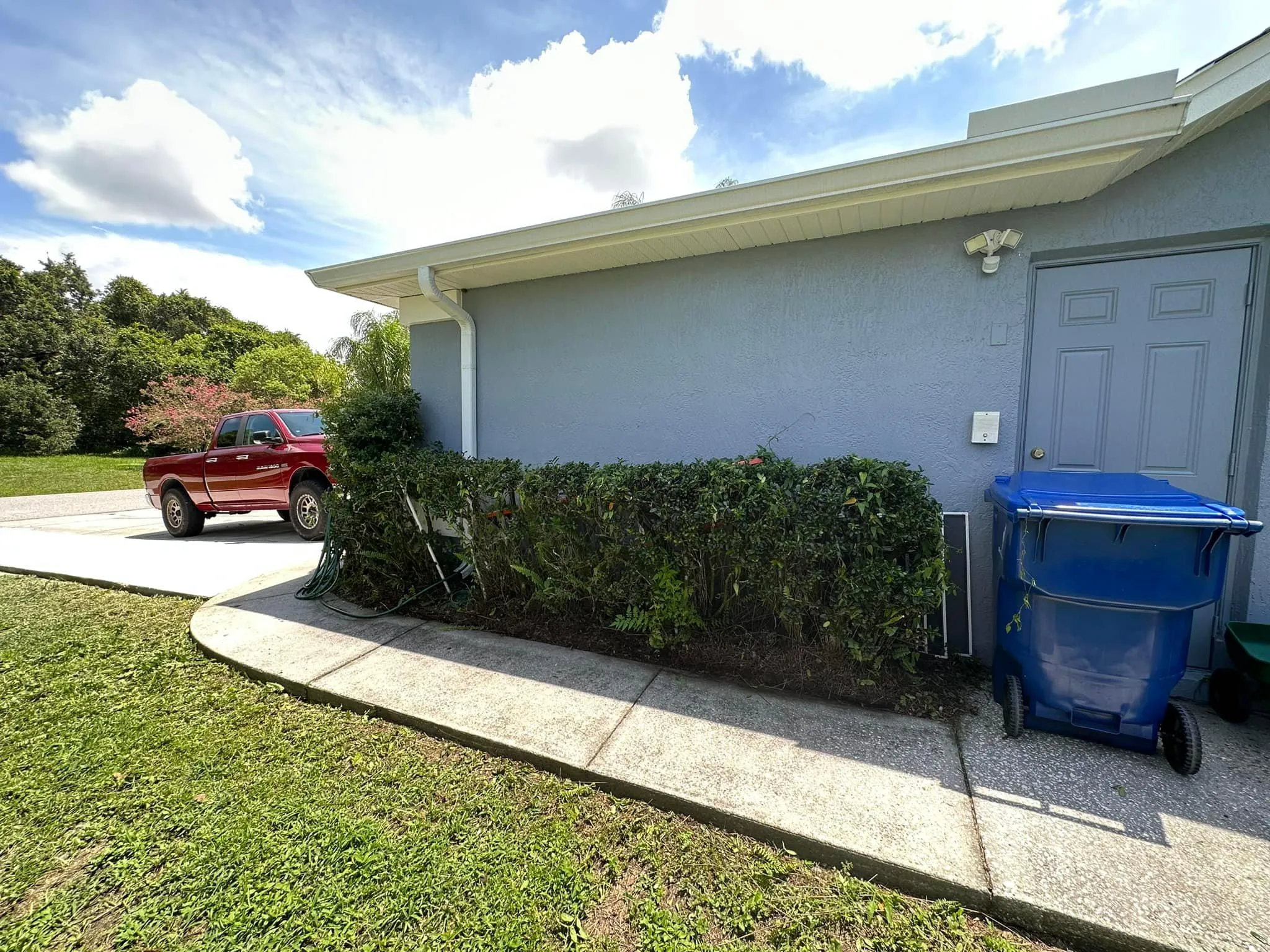 Fall and Spring Clean Up for Kramer & Son’s Property Maintenance in Hudson, FL