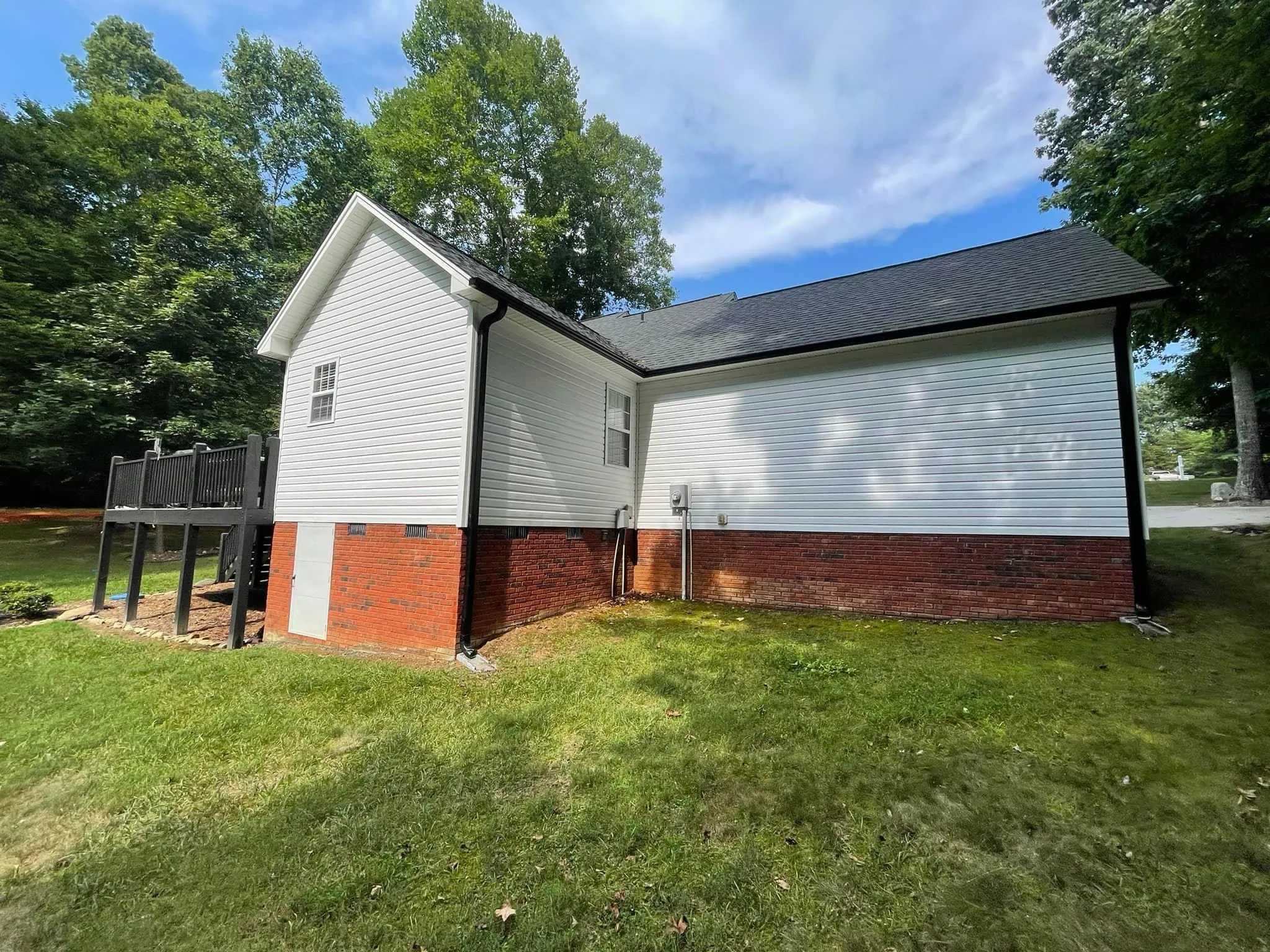 Roof Cleaning for Flemings Pressure Washing LLC in Gibsonville, North Carolina