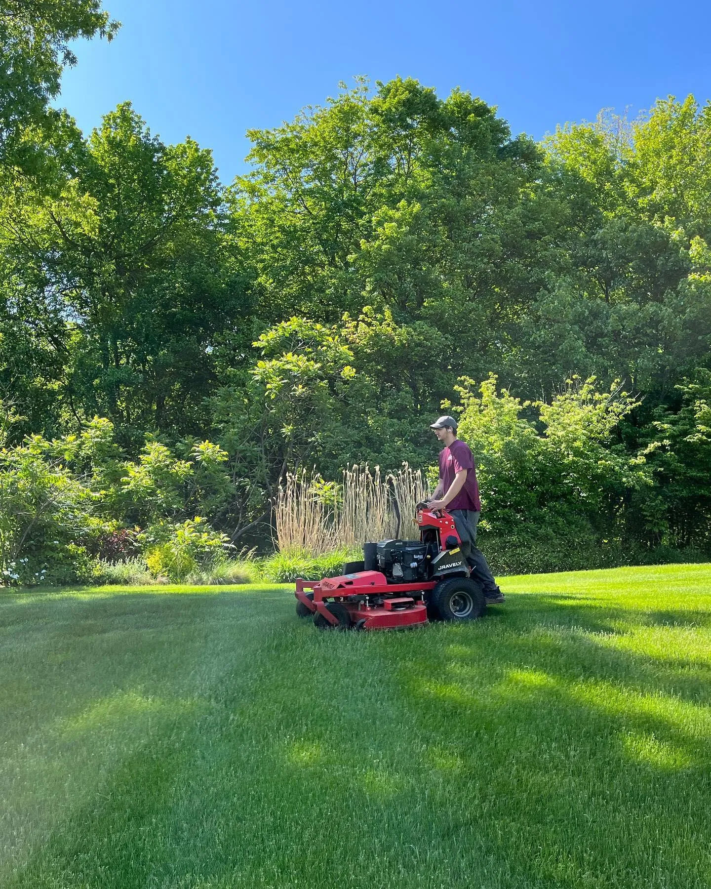 Residential Snow Plowing for B&L Management LLC in East Windsor, CT