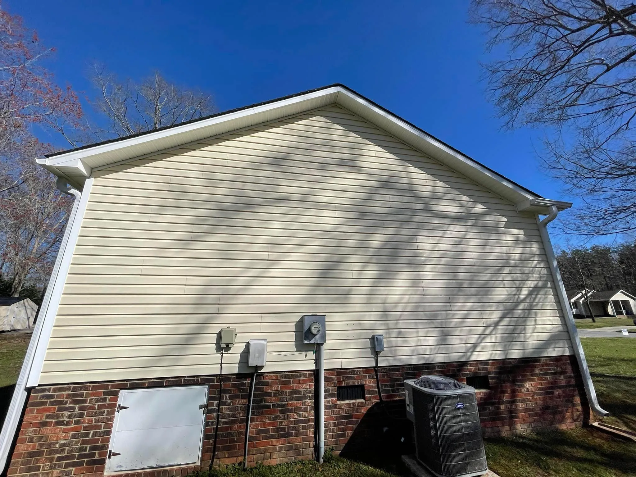 Roof Cleaning for Flemings Pressure Washing LLC in Gibsonville, North Carolina