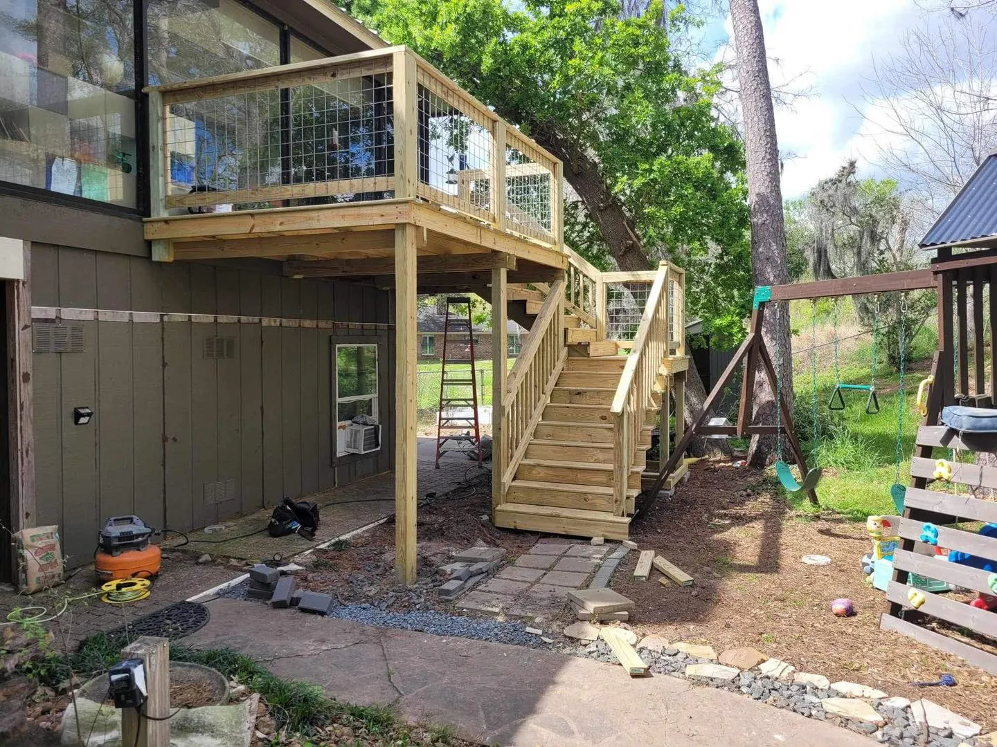 Deck And Patio  for Sauber Exterior Carpentry  in Houston, TX