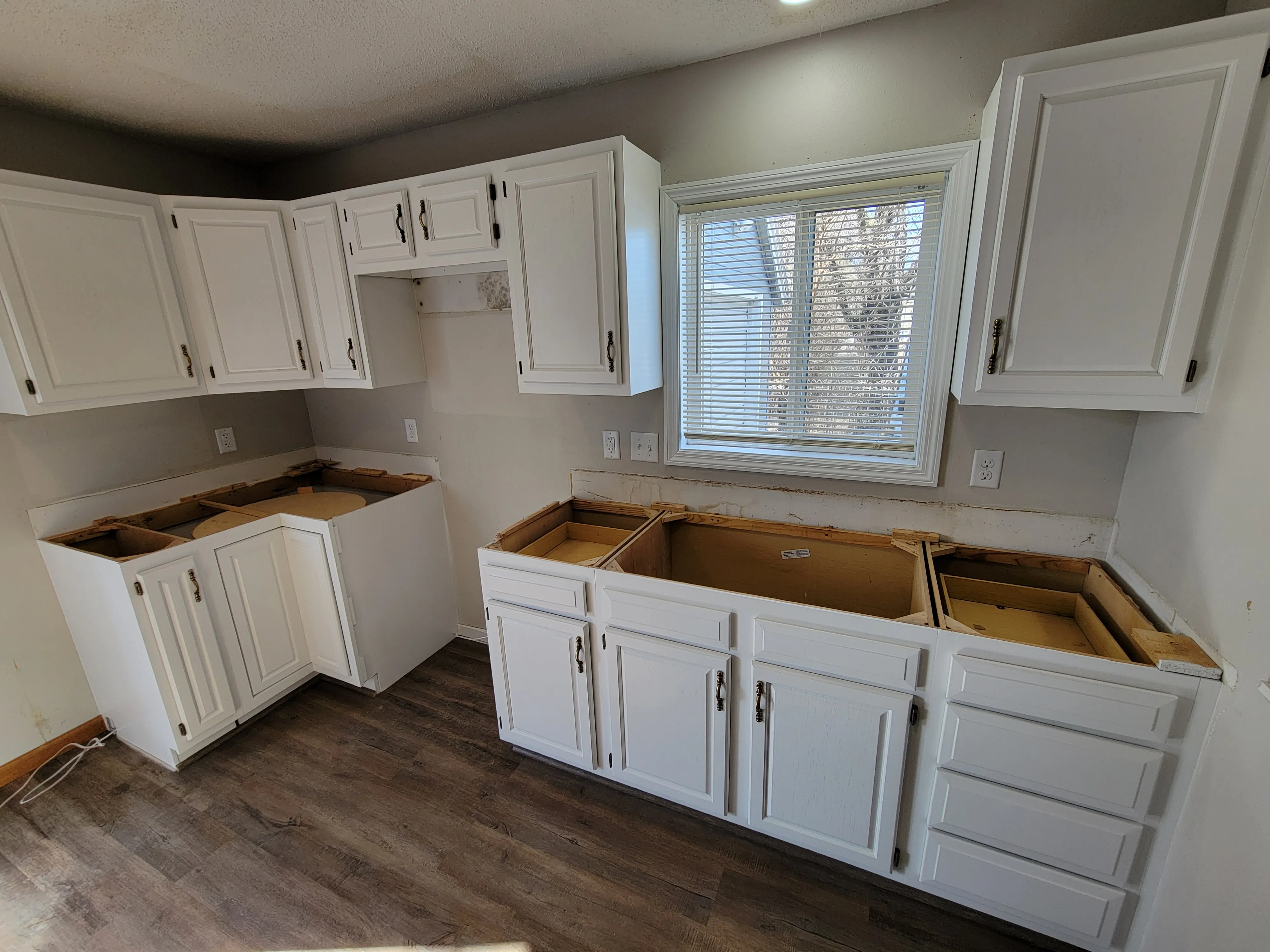 Kitchen and Cabinet Refinishing for Brush Brothers Painting in Sioux Falls, SD