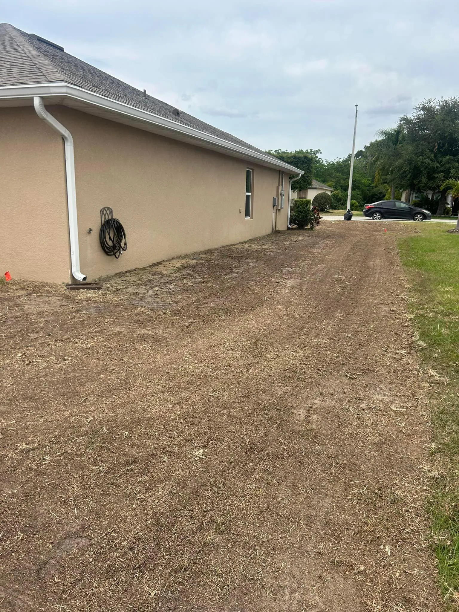 Fall and Spring Clean Up for Estrada All Pro Lawn Service in Auburndale, Florida