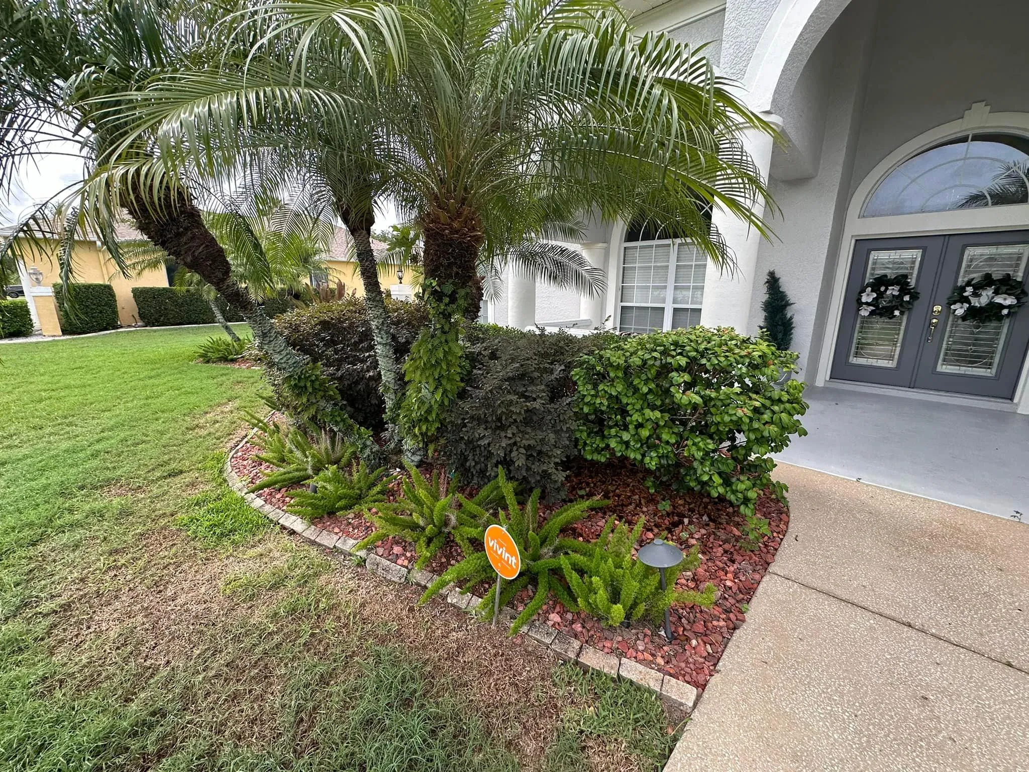 Fall and Spring Clean Up for Kramer & Son’s Property Maintenance in Hudson, FL