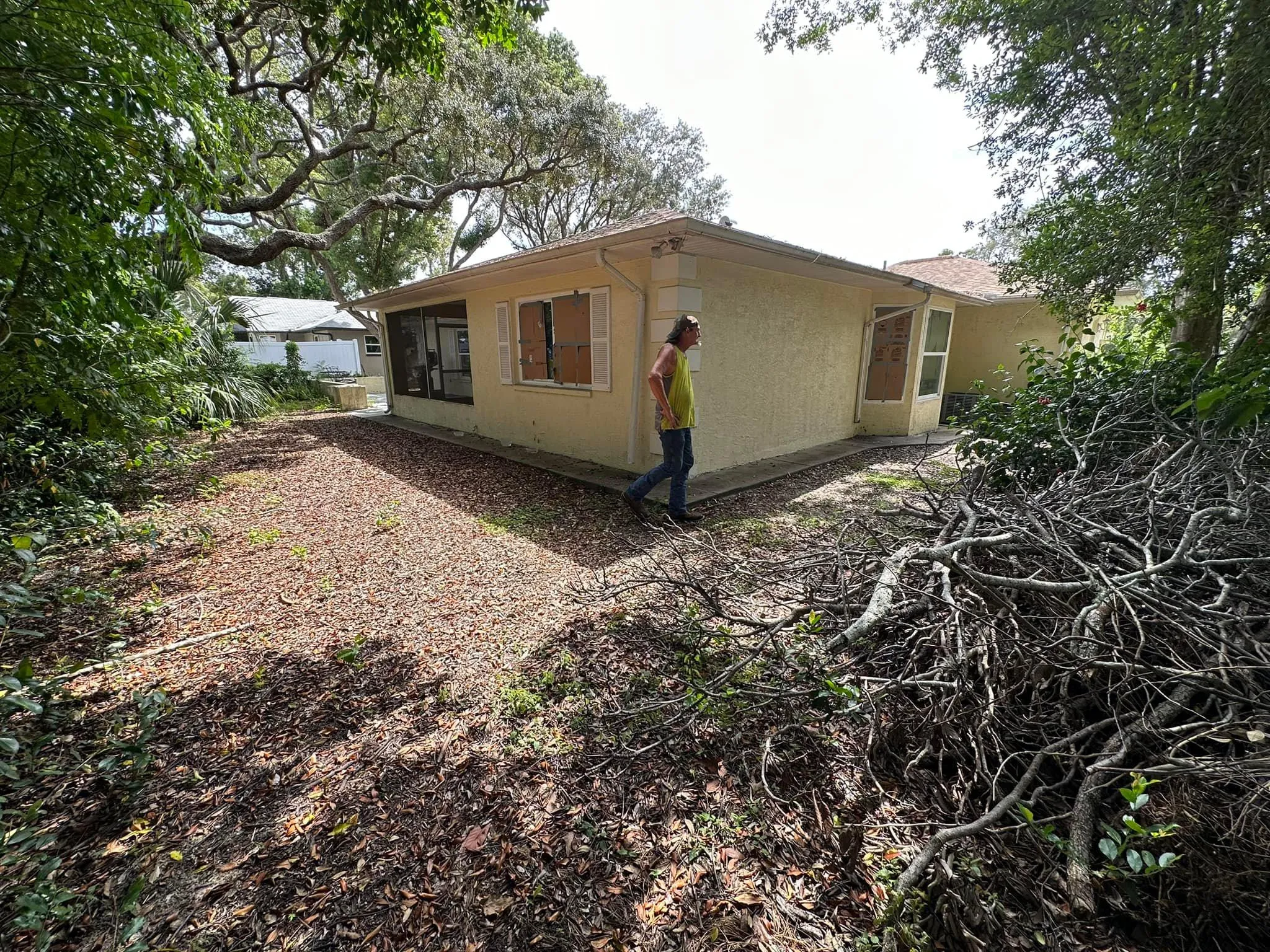 Fall and Spring Clean Up for Kramer & Son’s Property Maintenance in Hudson, FL