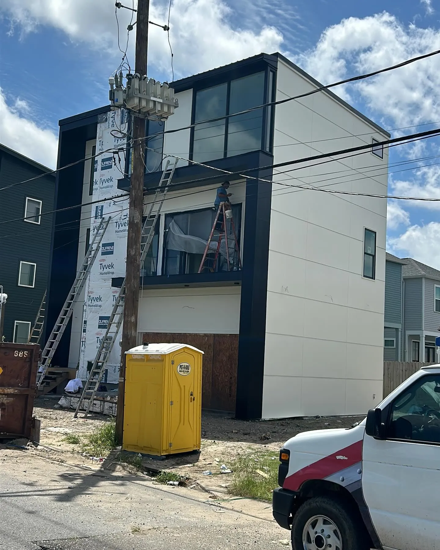 Exterior Painting for Mel's Painting LLC in New Orleans, LA