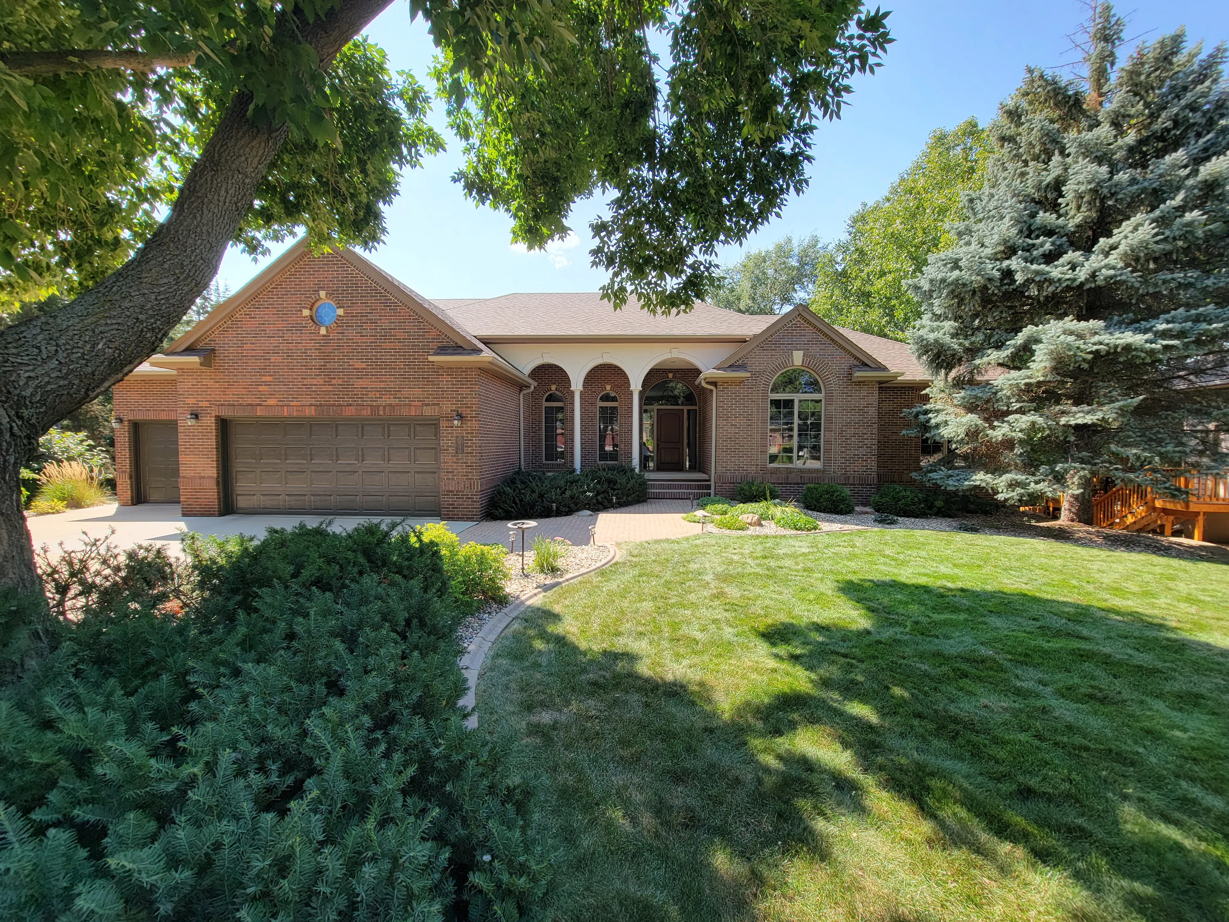 Kitchen and Cabinet Refinishing for Brush Brothers Painting in Sioux Falls, SD